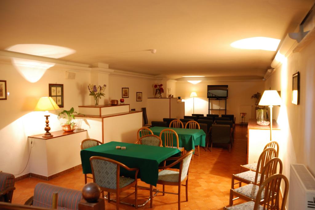 Iris Crillon Hotel 3*